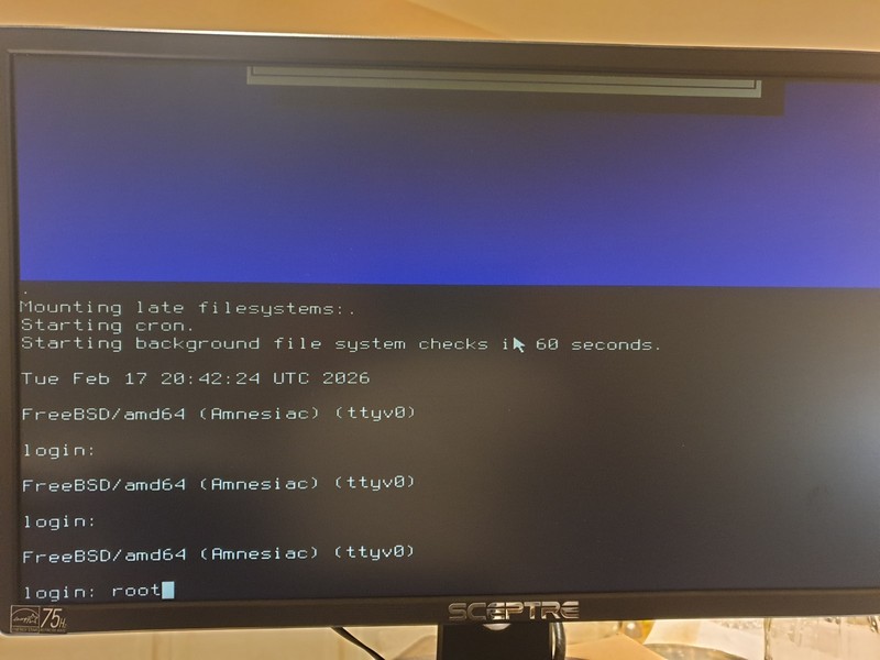 FreeBSD V15.0, 64-bit, Unix-like OS, Bootable Live and Install USB Flash Drive gallery