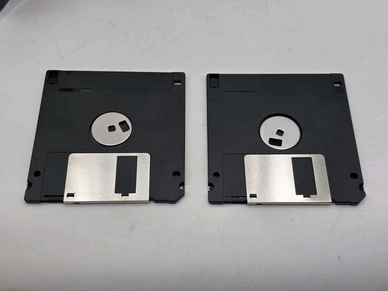 Dragon Tales 3.5 Diskette Windows Screensaver / Wallpaper / Image Puzzle Rare gallery