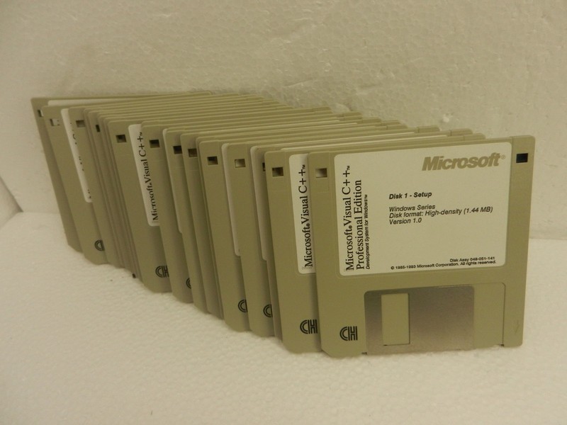 Microsoft Visual C++ VERSION Ver. 1.0 Professional Edition – 20x Floppy Disks