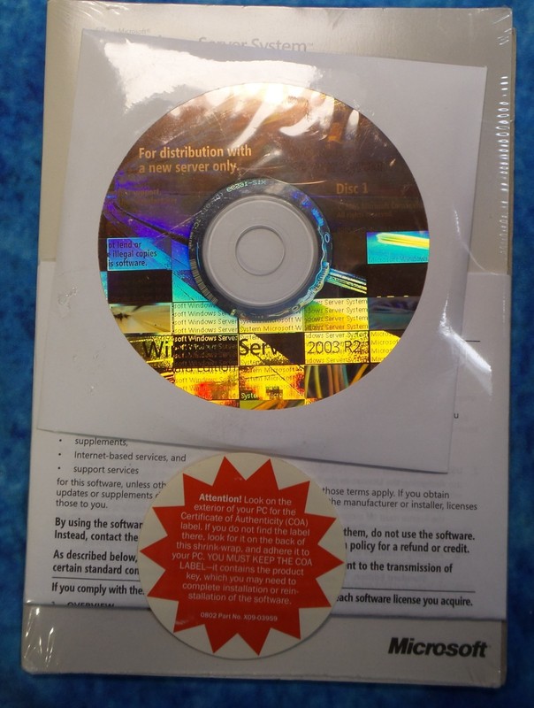 Microsoft Windows Server 2003 R2 Standard Ed. 1-4 CPU 5CLT OEM software -sealed
