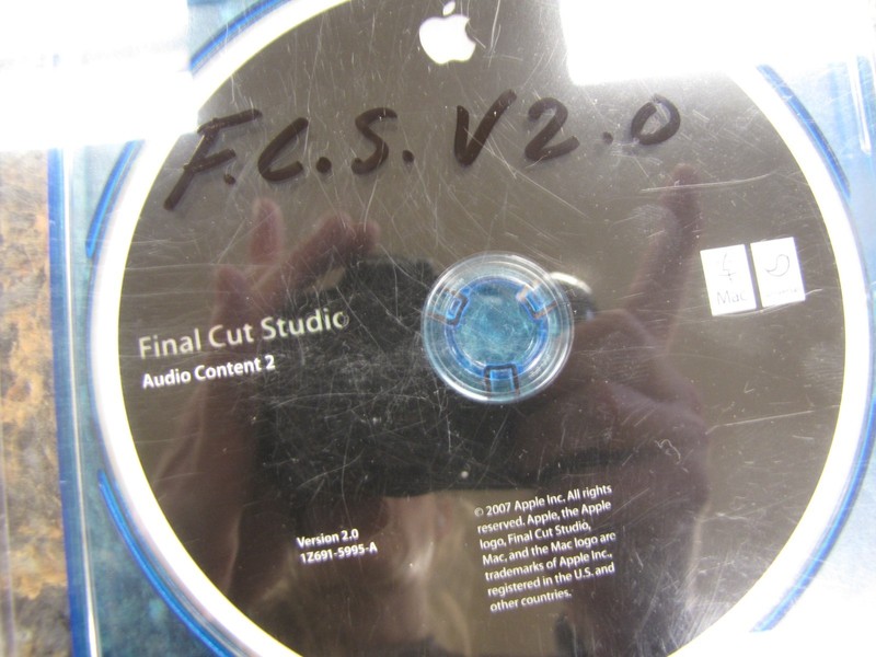 Lot (8) Apple Final Cut Studio LiveType Media, Audio Content, DVD Studio Pro CDs gallery