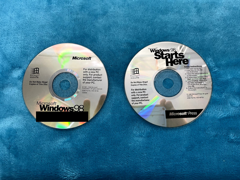 Microsoft Windows 98 (Two-Disk Set) and Product Key