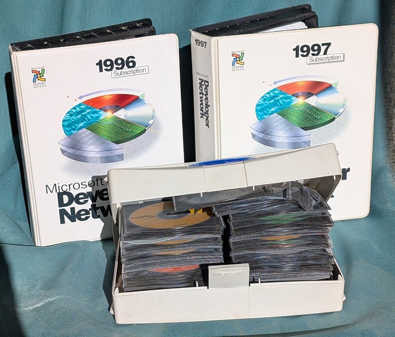 HUGE LOT of Vintage MSDN Microsoft Developer Network Software CDs 1996-2006