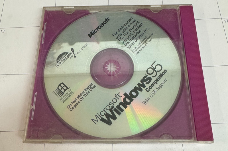 Microsoft Windows 95 Companion Rare CD-ROM Software 1996