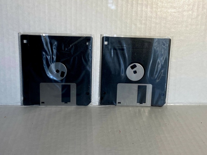 Parsons ® Technology Personal Tax Edge- Windows Disc 1&2--3.5" Floppy 1993-LIL-A gallery