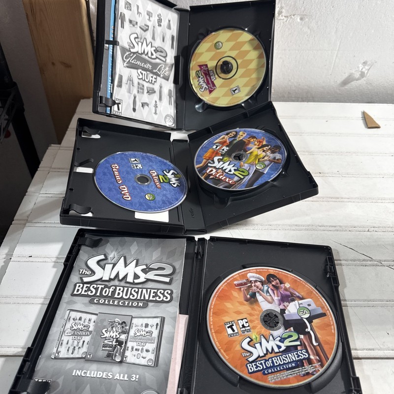 The Sims 2: Deluxe PC, 2007 w/sims 2 Glamour Life Stuff & Best Of Business gallery