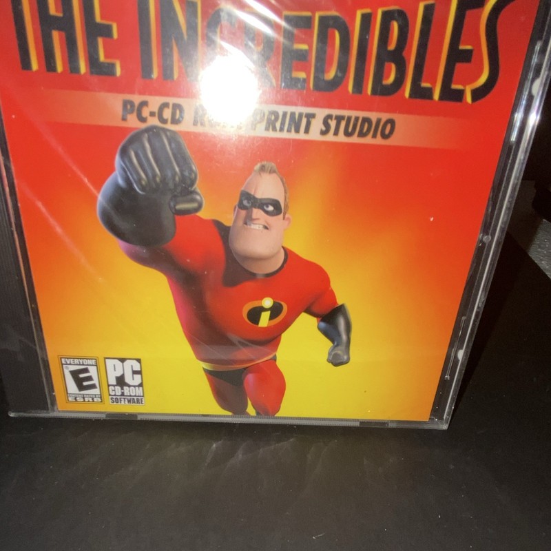 Disney The Incredibles Print Studio PC CD-ROM, English, Win 98/Me/XP