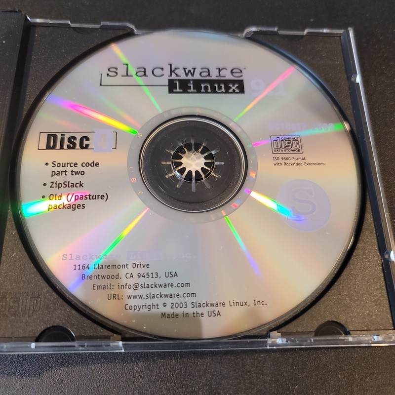 Vintage Slackware Linux 9.1 c2003 4 CD Set gallery