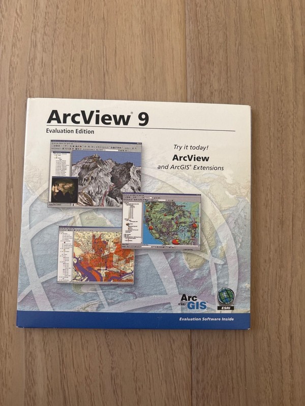 ArcView 9.0 GIS Evaluation & Multimedia Demonstration Software CDs With Case