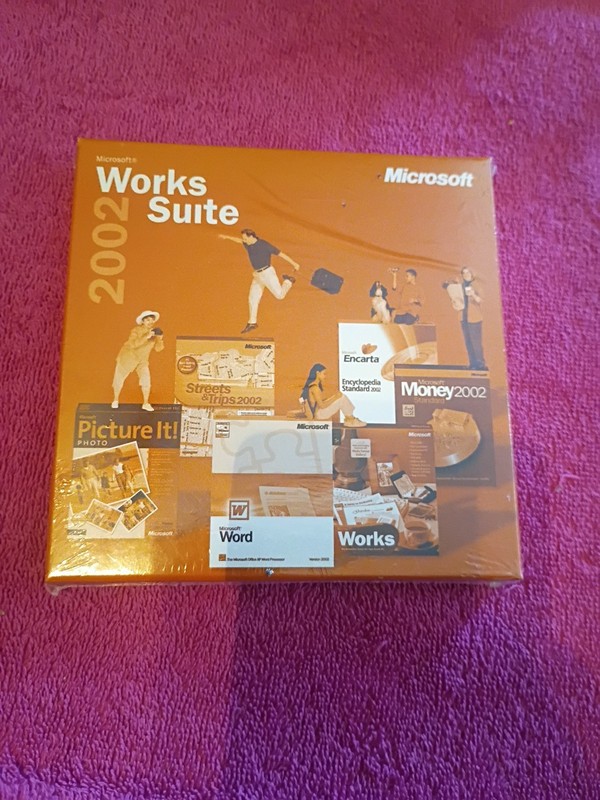 Microsoft Works Suite 2002 Word Money Picture It Encarta w/ Key, New Sealed
