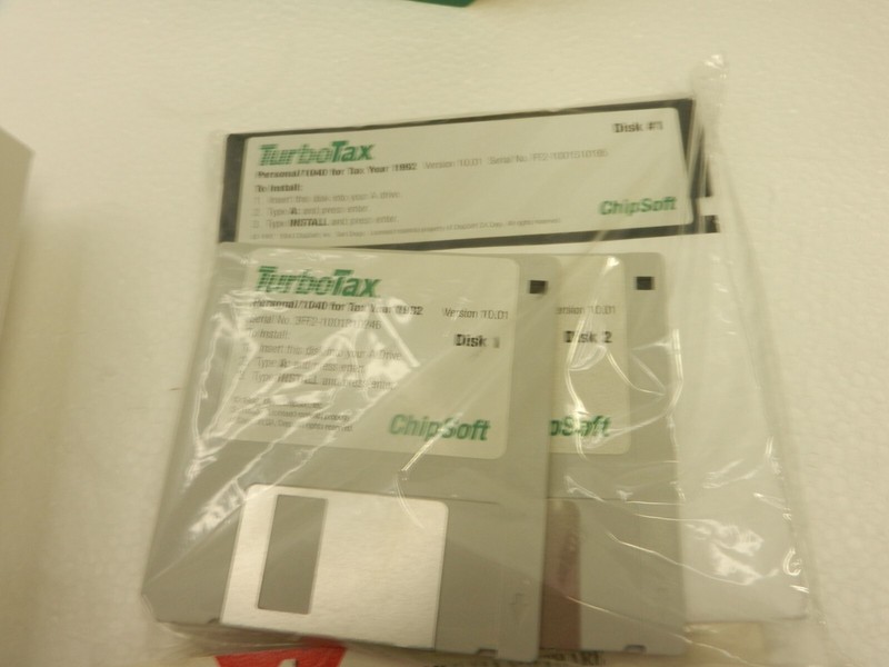 TurboTax 1992 Personal/1040 3.5 and 5-1/4 floppy disks VER 10.0 gallery