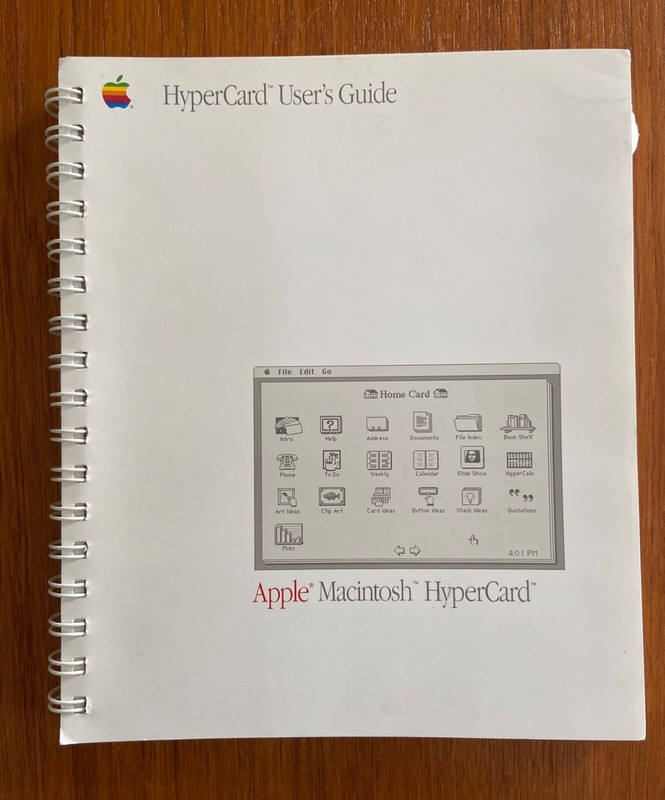 Apple Macintosh HyperCard • 1987 • User’s Guide + 4 Floppies • Version 1.0.1