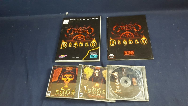Lot Diablo II Expansion Set CD Game Manuyal & Strategy Guide Windows VG