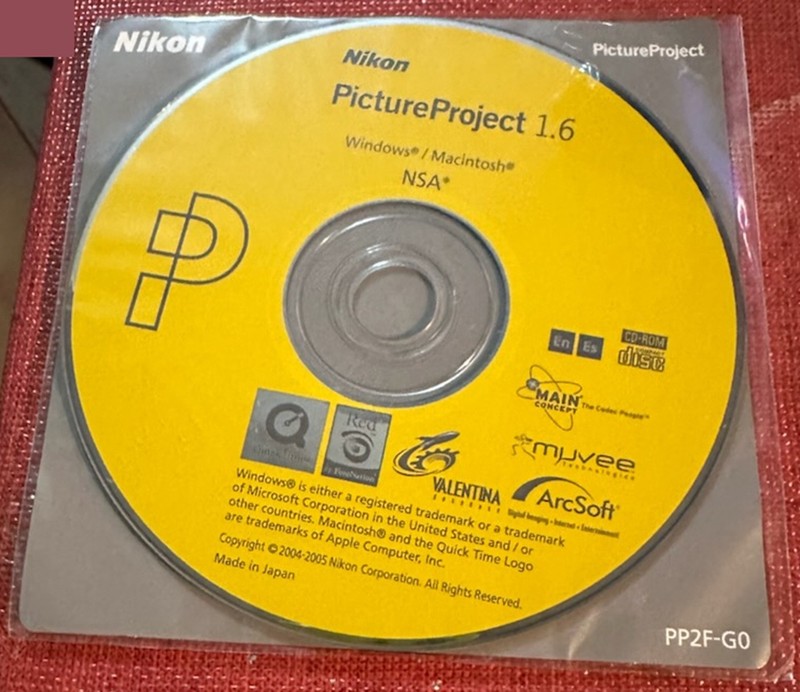 NIKON PictureProject 1.6 Windows / MAC CD 2004-2005 with CD Reference Manual