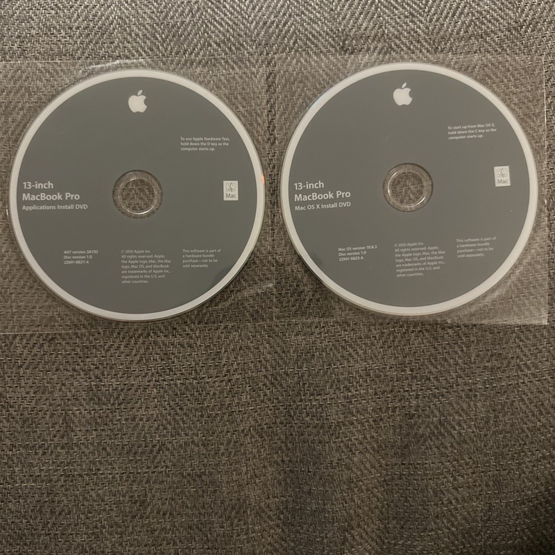 MacBook Pro OS X Install Disc 1 & 2 Version 10.5.2 2008 OEM