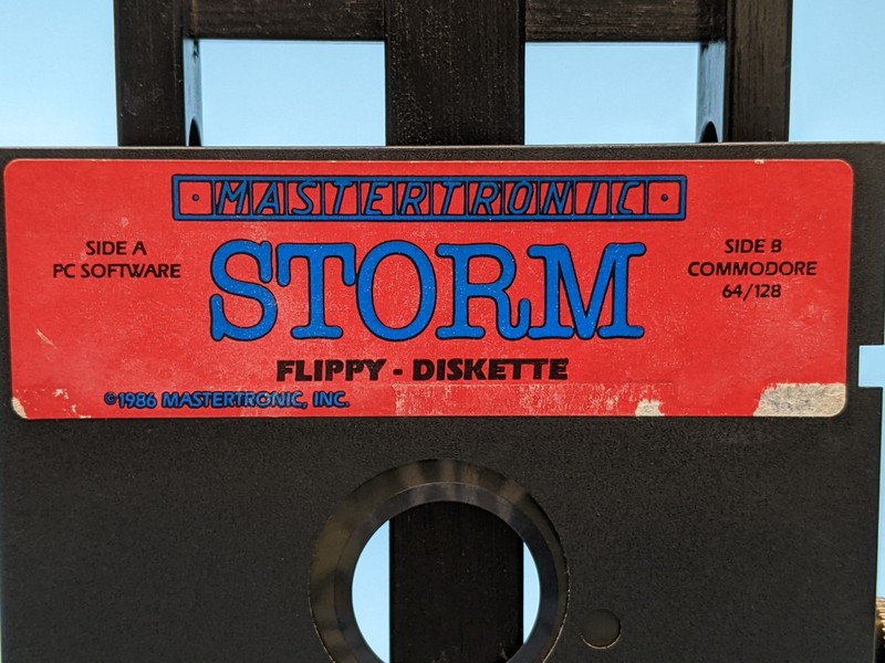 MasterTronic Storm 5.25 Floppy Commodore 64/128: Vintage Software 1986 Untested gallery