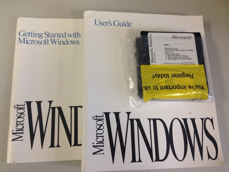 Genuine Microsoft Windows 3,1 Users Guide 6 Diskette 3 1/2" Media Ver. gallery