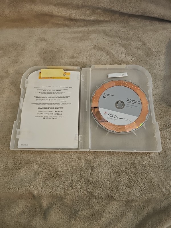Microsoft SQL Server 2008 R2 Developer DVD x86 / x64 gallery