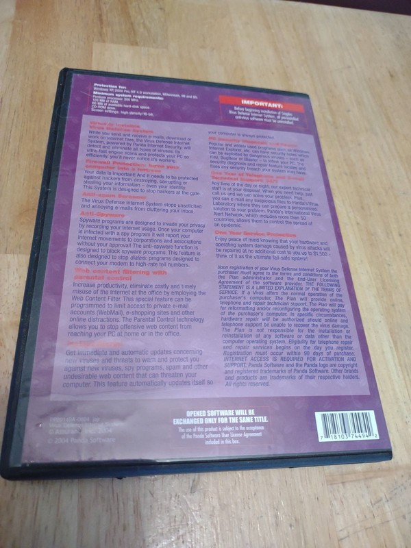Panda Staples Virus Defense Internet System CD Antivirus Software - with key gallery