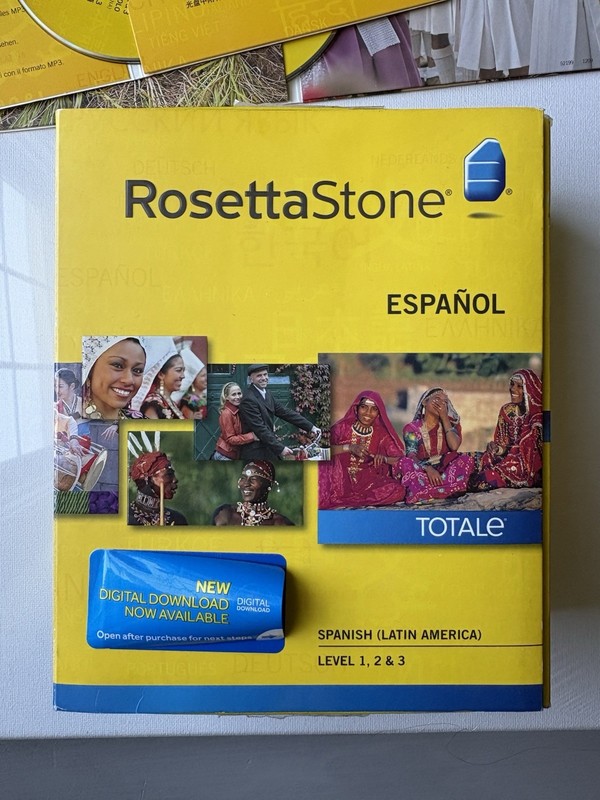 Rosetta Stone V4 TOTALe: Spanish (Spain) Level 1-3 Set for PC, Mac