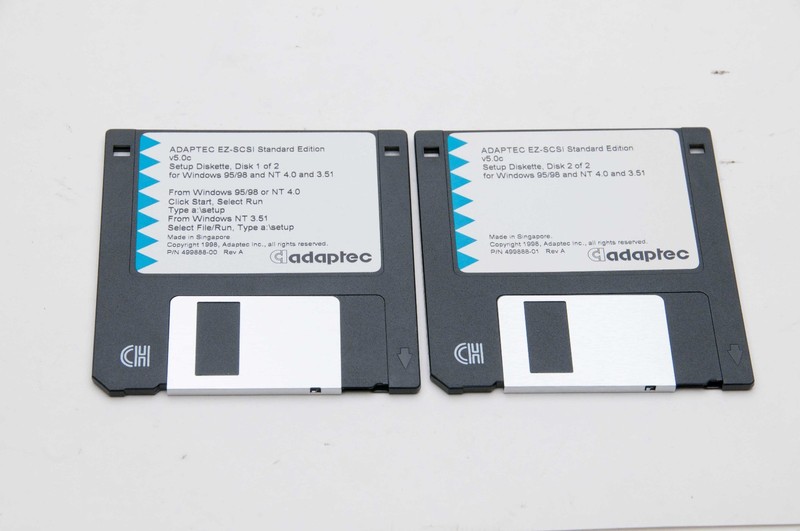 Vintage 1998 Adaptec EZ-SCSI Standard Edition 3-1/2″ Disks for DOS/Windows 95/98