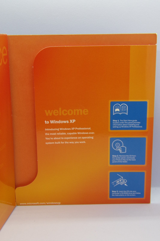 Microsoft Windows XP Professional Upgrade Version 2002 w/ Box CD & Product Key gallery