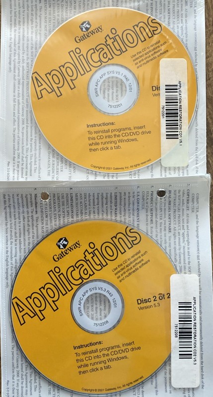 2002 Gateway Applications Reinstallation CD Version 5.6/6.0 Disks 1 and 2 @18