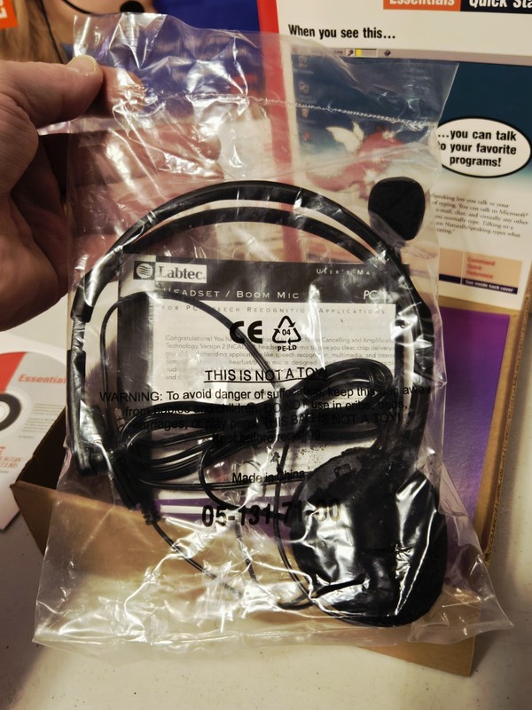 Dragon Naturally Speaking 5 Essentials w/Microphone Headset NEW, OPEN BOX gallery
