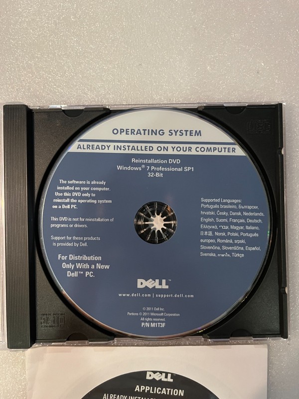 Combo Windows 7 Pro SP1 32-Bit Dell Reinstallation & CyberLink PowerDVD 9.5 DVD gallery