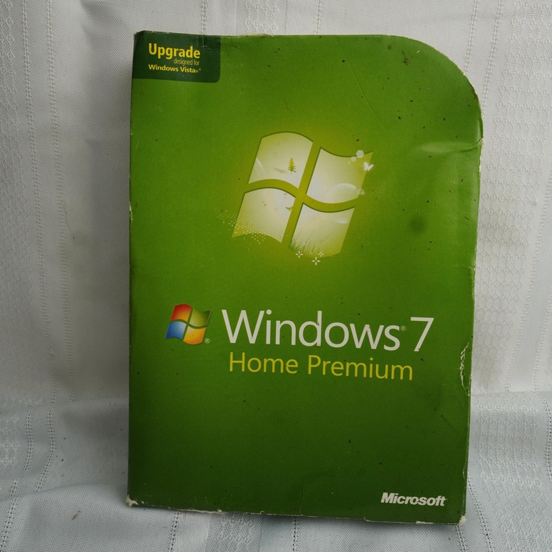 Microsoft Windows 7 Home Premium Upgrade Retail DVD 32/64-Bit English 2009