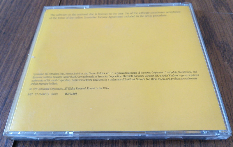 Symantec Norton Antivirus Version 4.0 Fow Windows PC's (1997 Symantec) gallery