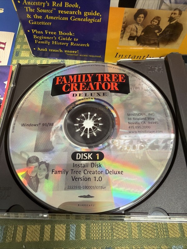 Family Tree Creator Deluxe PC CD-ROM 4-Disc Program Software - Windows 95/98 gallery