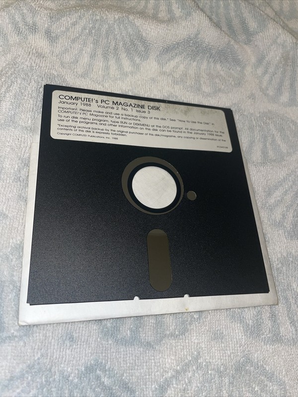 Compute!'s PC Magazine Floppy Disk- Jan 1988 RARE Issue 3 Vol. 2 No 1 gallery
