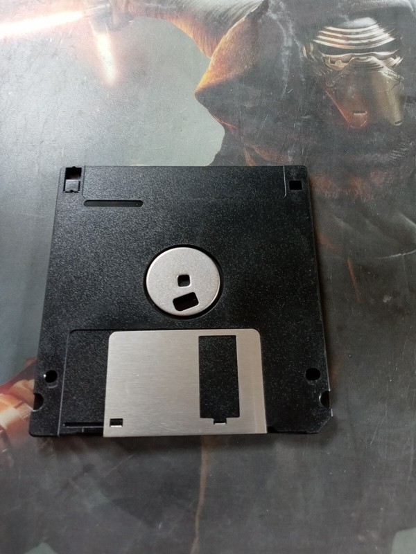 Windows 98 Software, instruction Manual and 3.50 inch floppy disk gallery