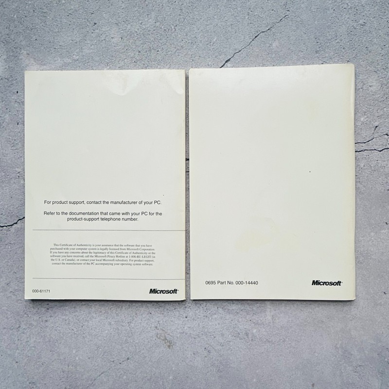 Microsoft Windows 95 Instruction Manual + The Works Companion Paperback Book Lot gallery