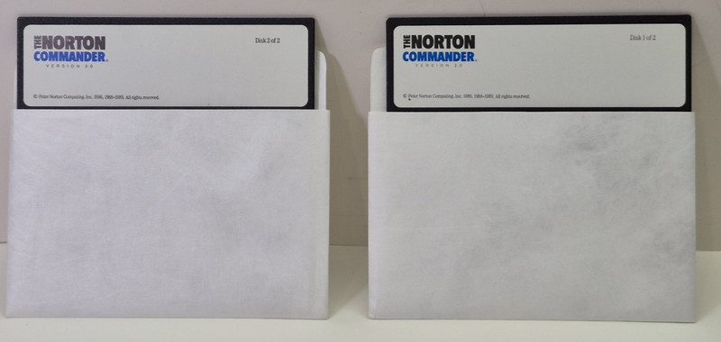 1980s The Norton Commander 3.0 DOS Software 5.25″ Floppy Disks w/Sleeves