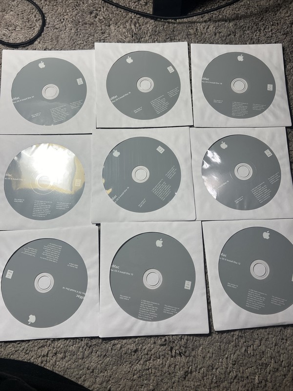 eMac Mac os x install disc 12-20 Disc Version 1.0 2006 Apple Computer Software