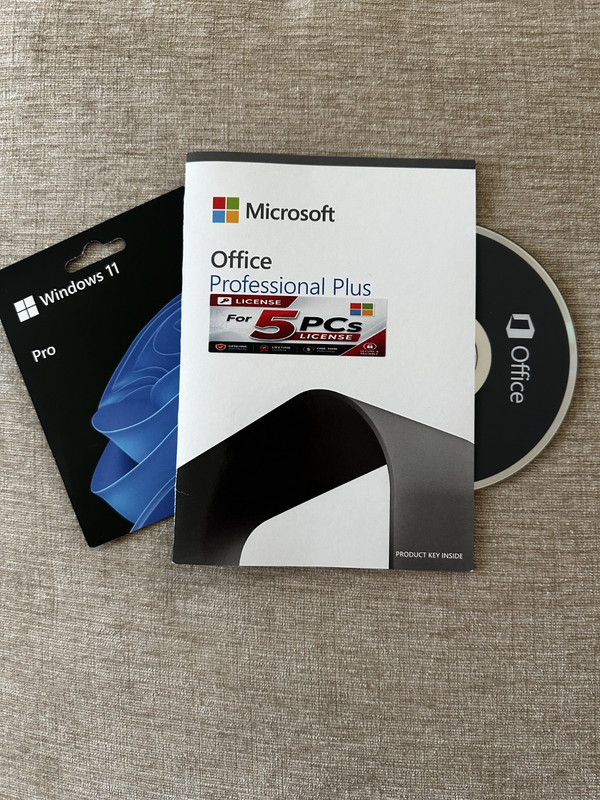 Microsoft Office Professional Plus 2021 DISC Version + Windows 11 Pro Card Combo