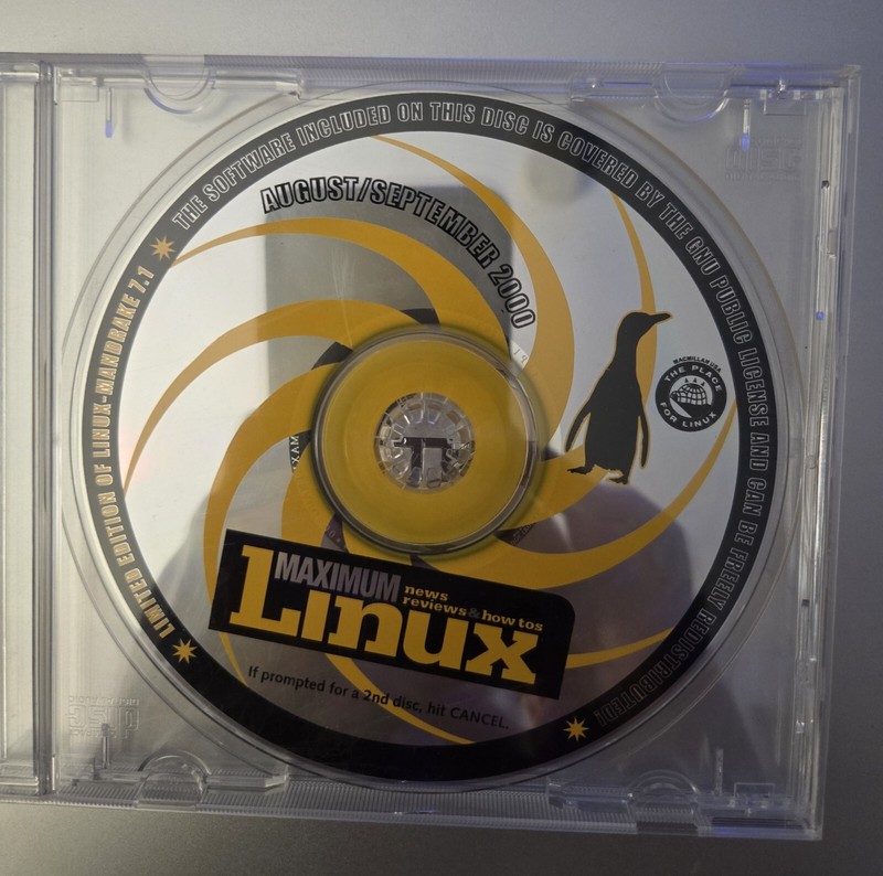 LINUX Maximum Limited Edition Mandrake 7.1 DVD 2000