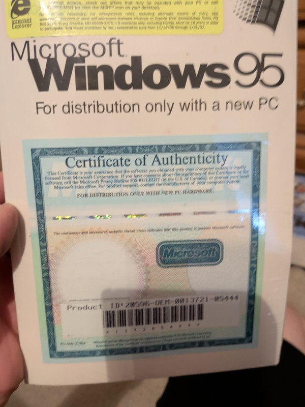 Microsoft Windows 95 With Certificate Of Authenticity & Product ID – SEALED NEW
