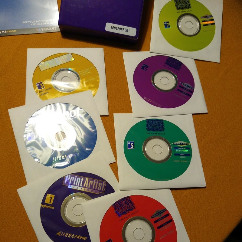 7 CD set and Book of images Print Artist Platinum Win 95/98.Never Used, Complete gallery