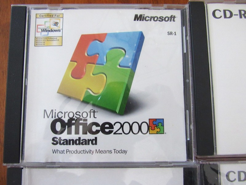 MICROSOFT OFFICE 2000 STANDARD DISC, 2 CD-R74, CD-RW 74 gallery