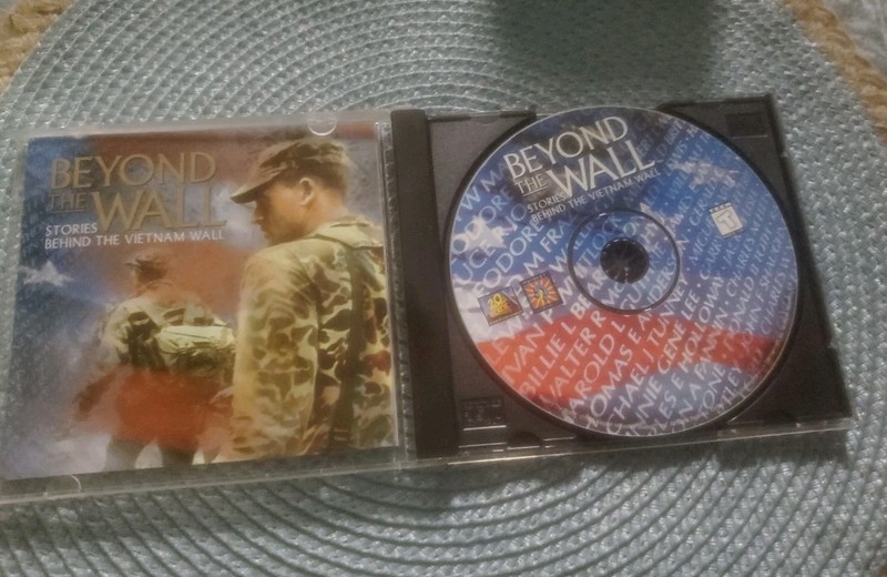 Beyond the Wall PC CD-ROM Box Set Stories Behind the Vietnam Wall gallery