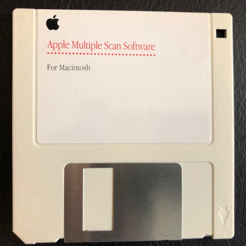 Apple Multiple Scan 3.5″ Floppy Diskette / Macintosh Computer Software