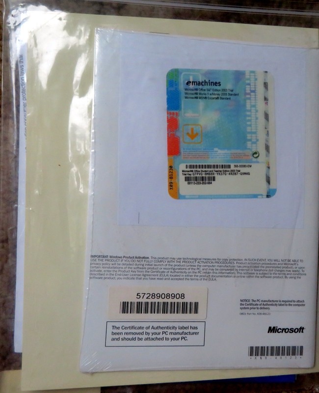 eMACHINES Microsoft Windows XP Media Center Edition 2005 System Recovery CD/DVD gallery