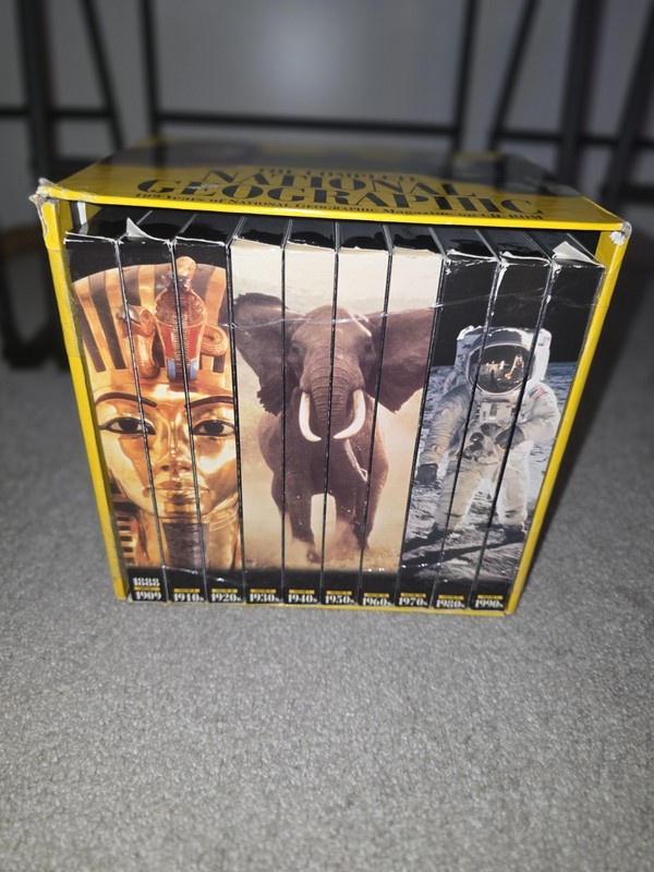 The Complete National Geographic Magazine 108 Years On CD-ROM 1888 to 1990s