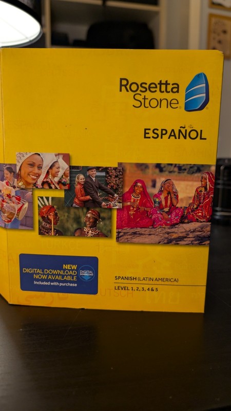 Rosetta Stone Version 4 Language Course w/ USB Microphone – Spanish V4