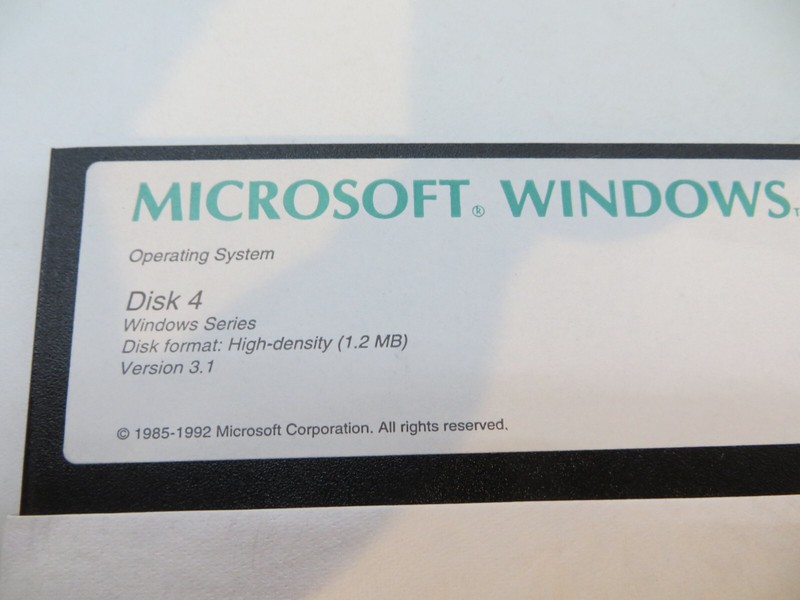 5.25" Floppy Disk MICROSOFT WINDOWS Operating System Version 3.1 1992 DOS discs gallery
