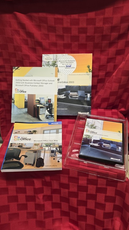 Microsoft Office Professional 2003 – Employee Store Version – Full Box, Discs &
