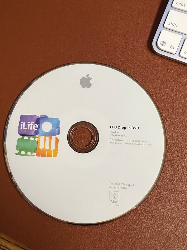 Apple iLife '11 DVD - Wow! gallery